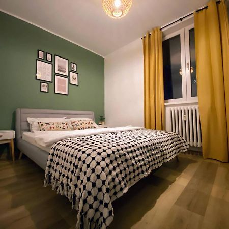 Central Cozy Apartment North Railway St - 4 Min Walk บูคาเรสต์ ภายนอก รูปภาพ