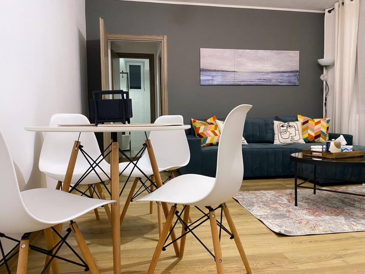 Central Cozy Apartment North Railway St - 4 Min Walk บูคาเรสต์ ภายนอก รูปภาพ