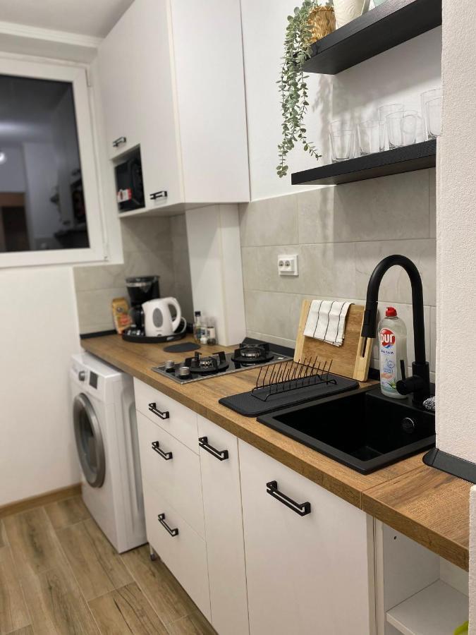 Central Cozy Apartment North Railway St - 4 Min Walk บูคาเรสต์ ภายนอก รูปภาพ